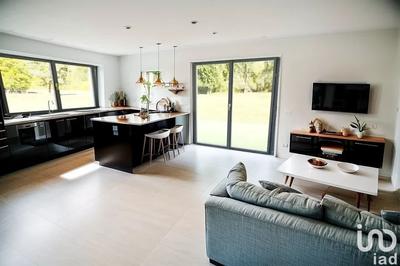 Maison - 83 m² - 4 pièces