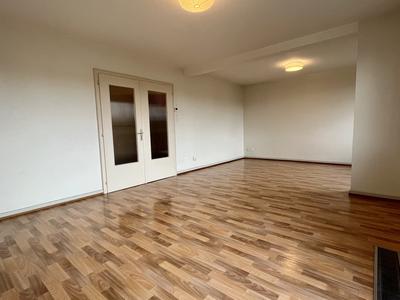Appartement - 99 m² - 4 pièces