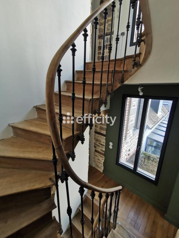 Maison bourgeoise - 140 m² - 6 pièces