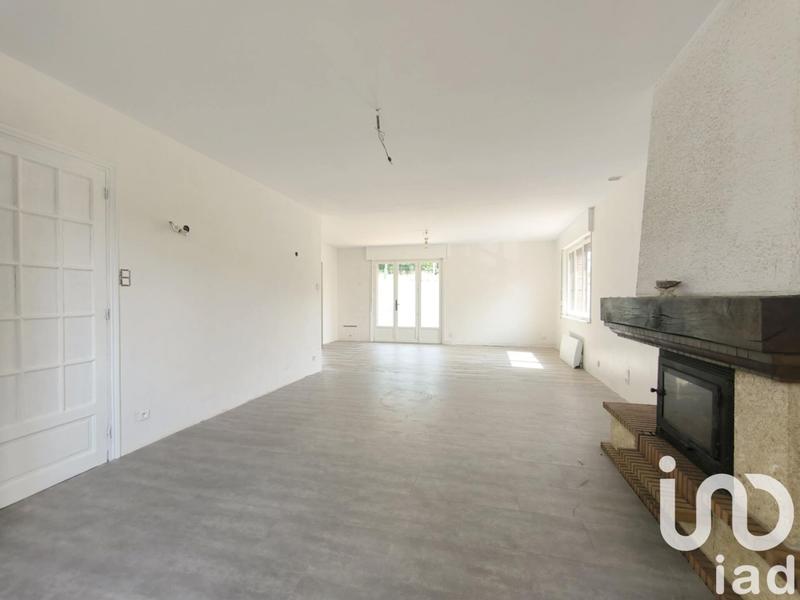 Maison - 230 m² - 9 pièces