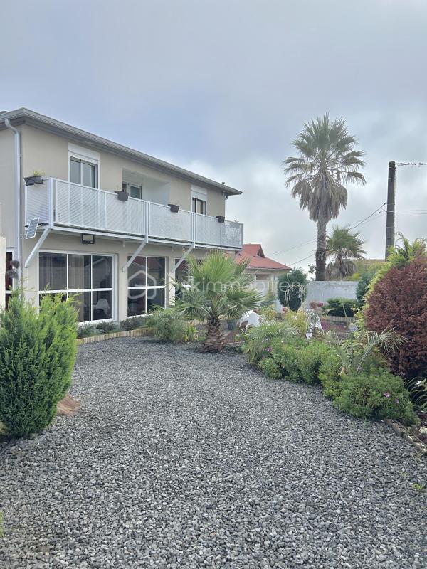 Propriété - 160 m² - 5 pièces