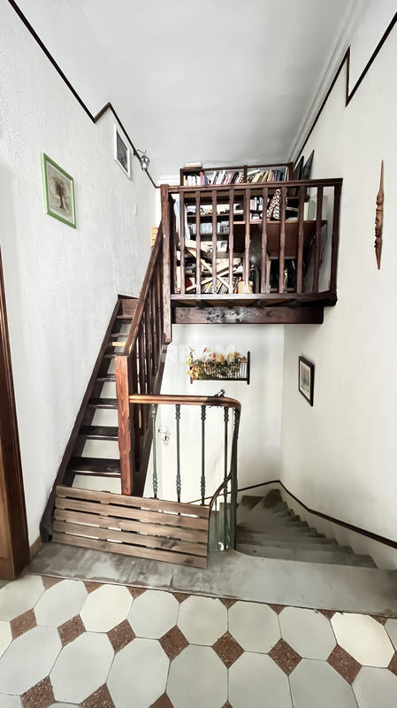 Propriété - 185 m² - 7 pièces