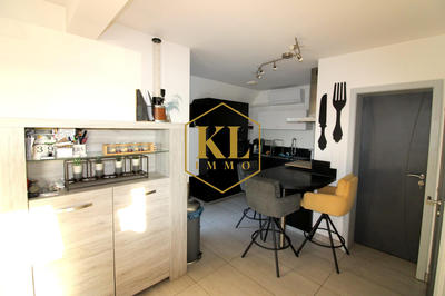 Maison - 85 m² - 5 pièces