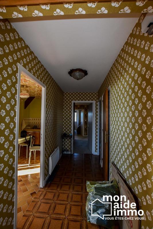 Maison traditionnelle - 240 m² - 9 pièces