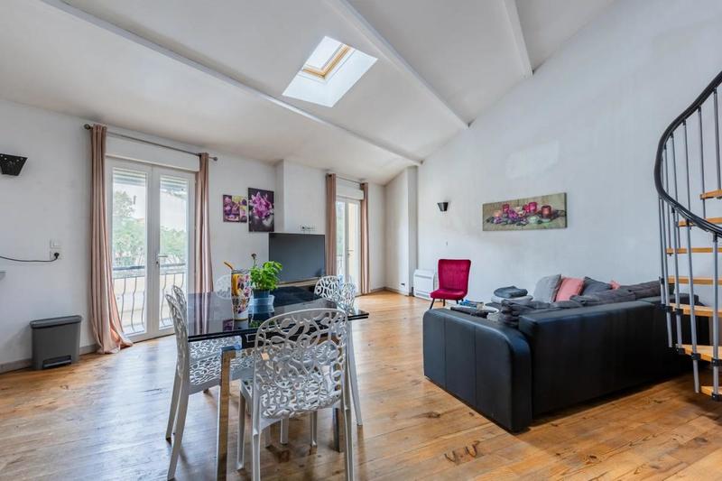 Maison de ville - 97 m² - 4 pièces