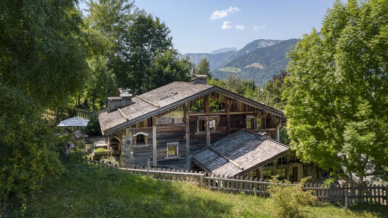 Châlet - 315 m² - 10 pièces