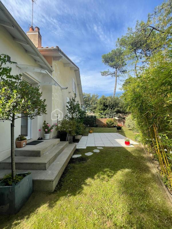 Maison - 158 m² - 7 pièces