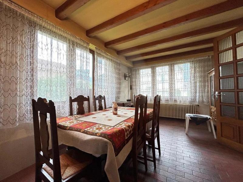 Maison - 181 m² - 8 pièces