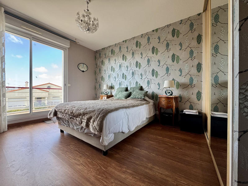 Appartement - 90 m² - 3 pièces