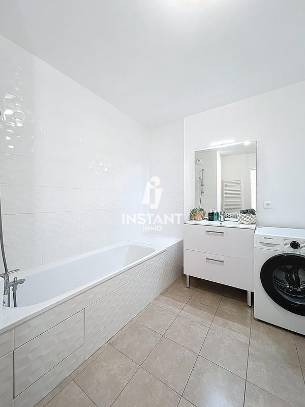 Appartement - 65 m² - 3 pièces