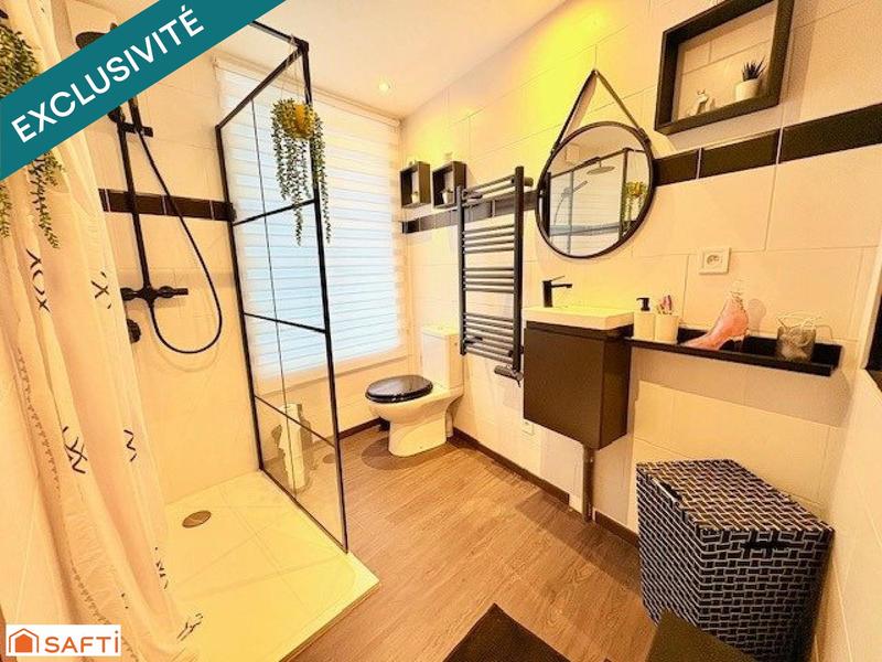 Maison - 157 m² - 8 pièces