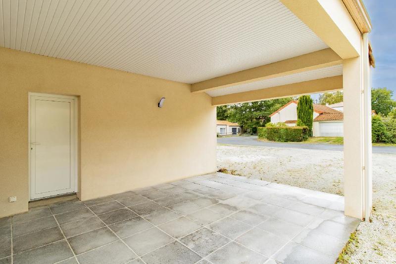 Maison - 206 m² - 8 pièces