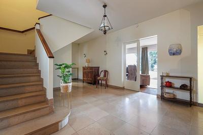 Maison - 341 m² - 12 pièces