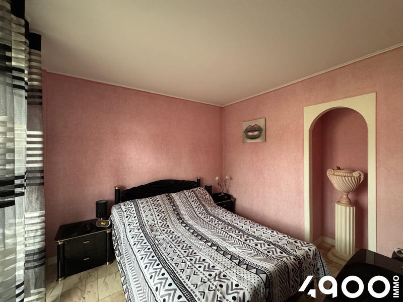 Appartement - 81 m² - 4 pièces