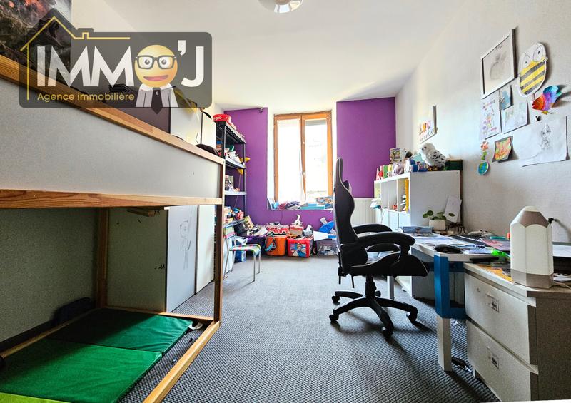 Maison - 95 m² - 6 pièces