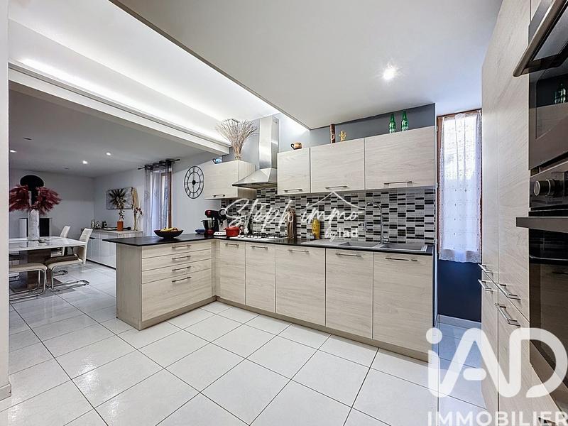 Maison - 120 m² - 4 pièces