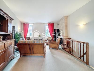 Maison - 228 m² - 8 pièces