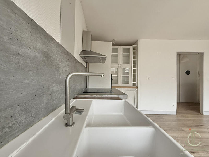 Appartement - 65 m² - 4 pièces