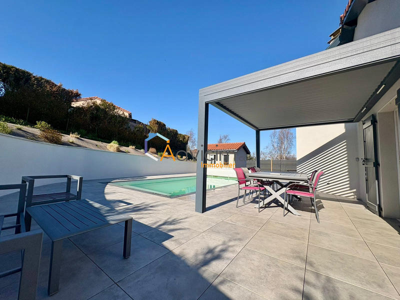 Maison - 113 m² - 5 pièces