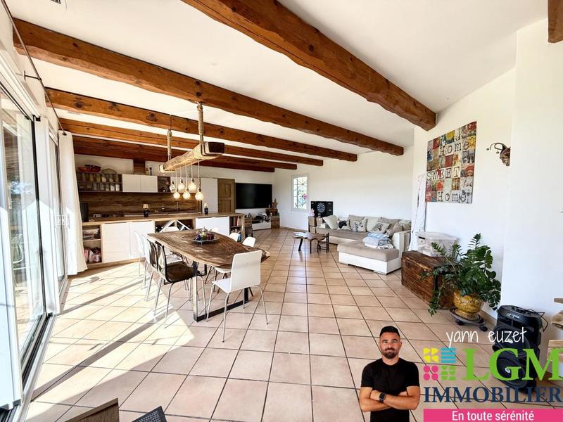 Ranch - 122 m² - 4 pièces