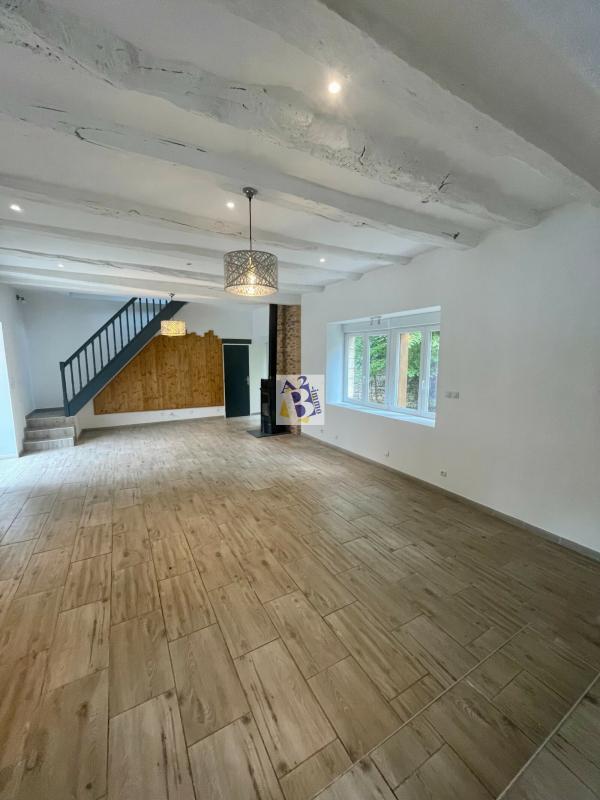 Maison en pierre - 181 m² - 7 pièces