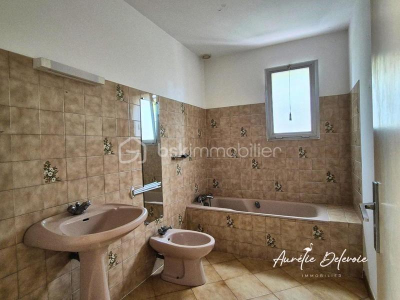 Maison - 103 m² - 5 pièces