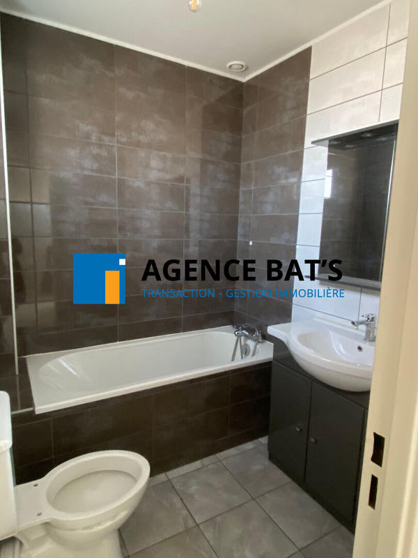 Maison - 85 m² - 3 pièces