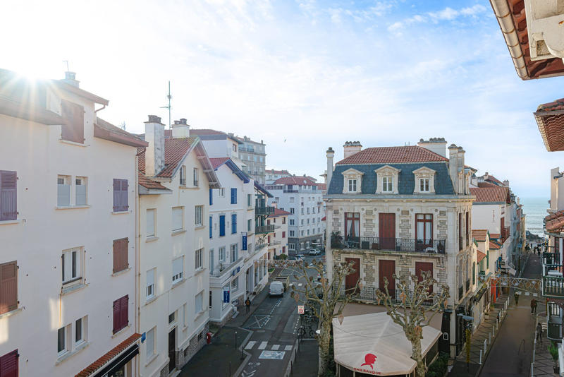 Appartement - 113 m² - 6 pièces