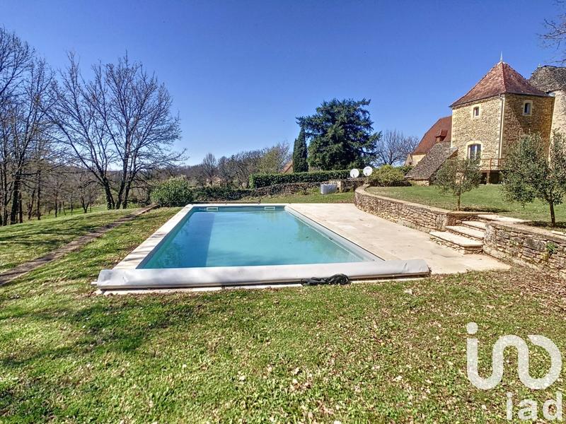 Maison - 180 m² - 5 pièces