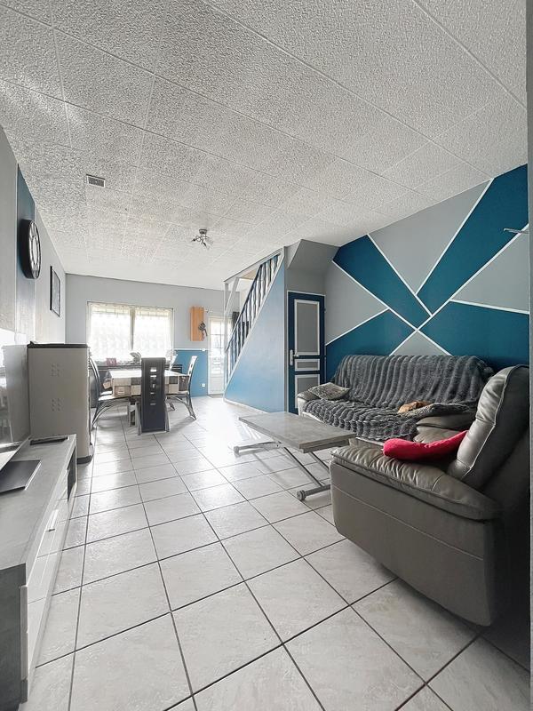 Maison - 90 m² - 6 pièces