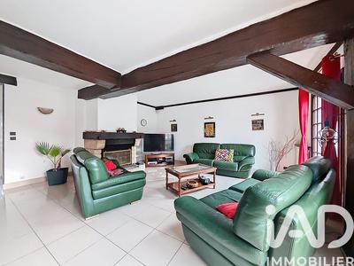 Maison - 190 m² - 8 pièces