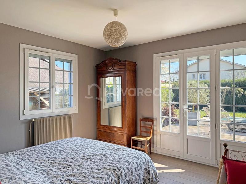 Maison - 137 m² - 6 pièces