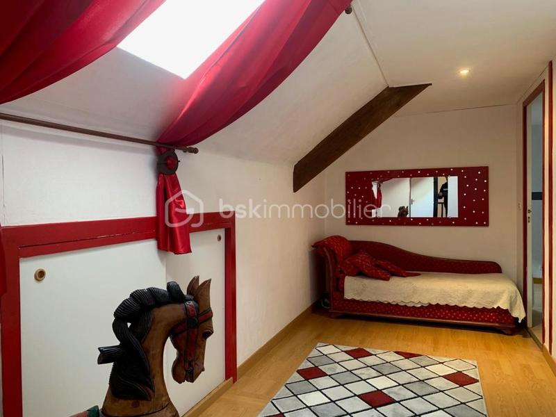 Pavillon - 165 m² - 5 pièces