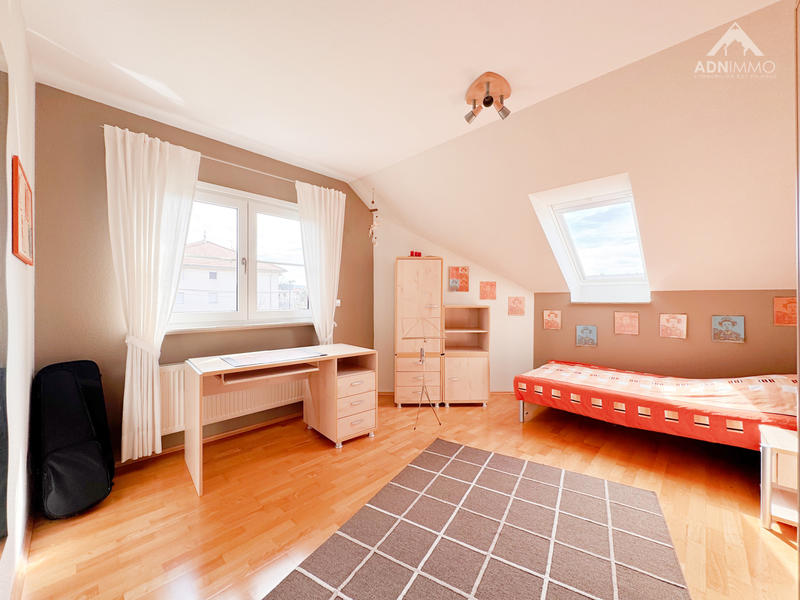 Maison - 333 m² - 8 pièces