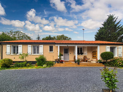 Maison - 138 m² - 6 pièces