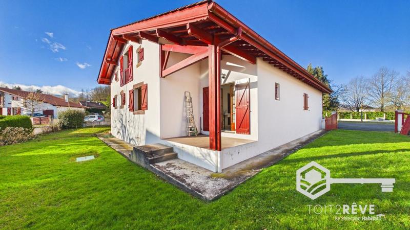 Maison traditionnelle - 145 m² - 5 pièces