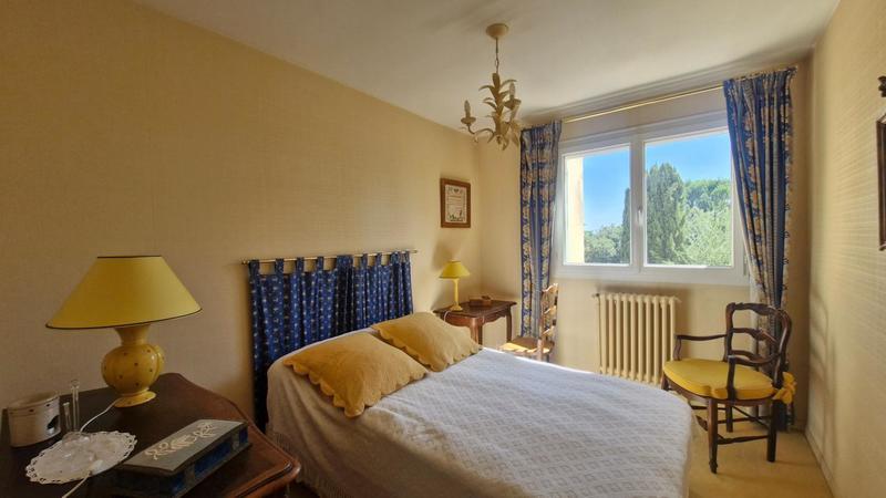 Maison - 177 m² - 6 pièces