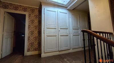 Maison - 200 m² - 8 pièces