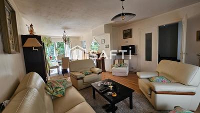 Maison - 140 m² - 7 pièces