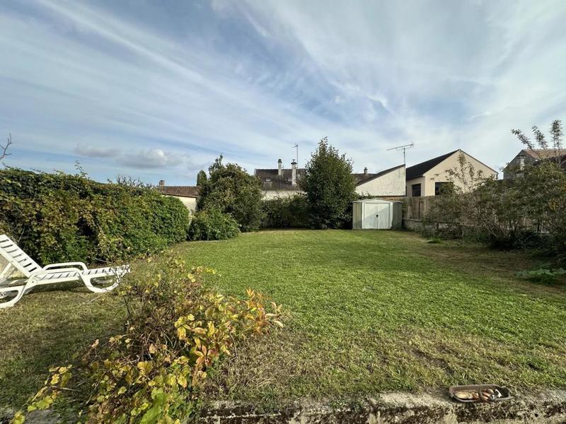 Maison - 122 m² - 7 pièces