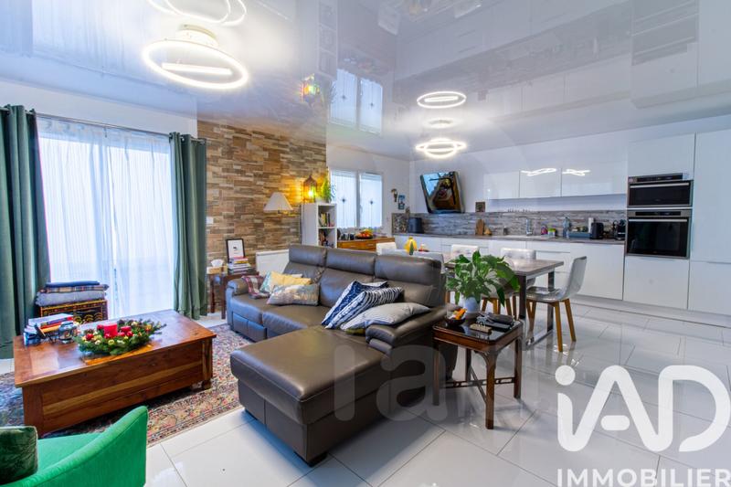 Maison - 105 m² - 5 pièces