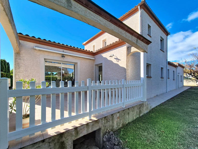 Villa - 165 m² - 6 pièces