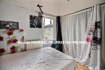 Maison - 280 m² - 6 pièces