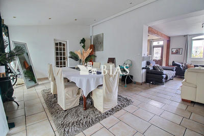 Maison - 149 m² - 5 pièces