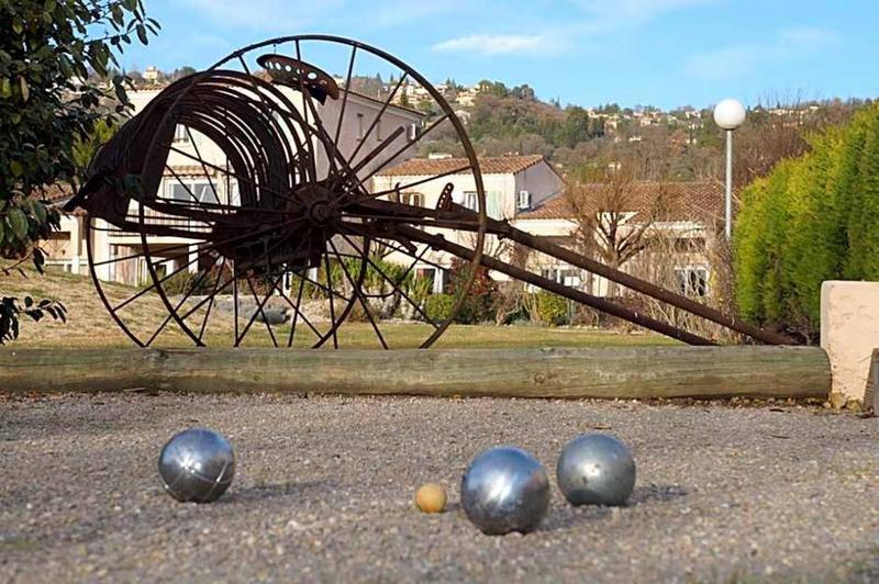 Hôtel particulier - 1 216 m² - 60 pièces