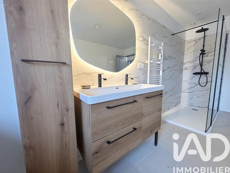 Maison - 138 m² - 5 pièces