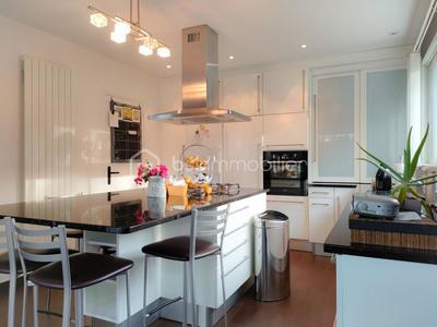 Propriété - 167 m² - 7 pièces