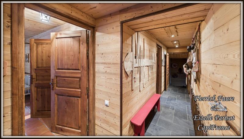 Châlet - 280 m² - 8 pièces