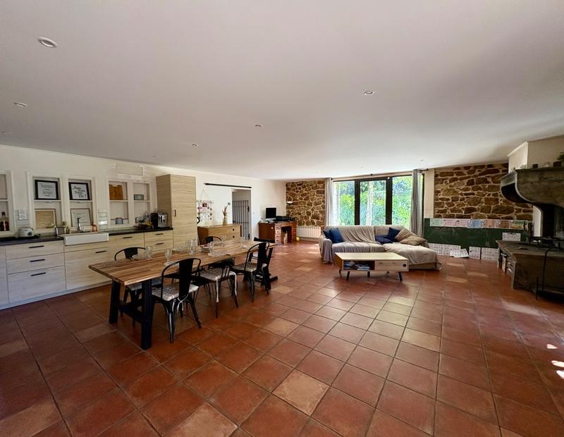 Maison - 175 m² - 4 pièces