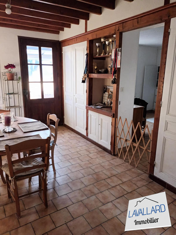 Maison - 94 m² - 4 pièces